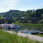 Wohnen Am Ufer Der Mosel In Feriehus *