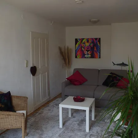 Wohnen Am Ufer Der Mosel In