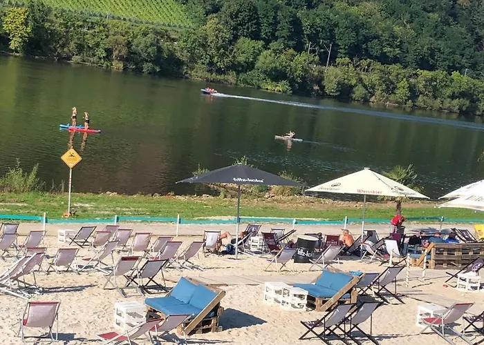 Holiday home Wohnen Am Ufer Der Mosel In Trier