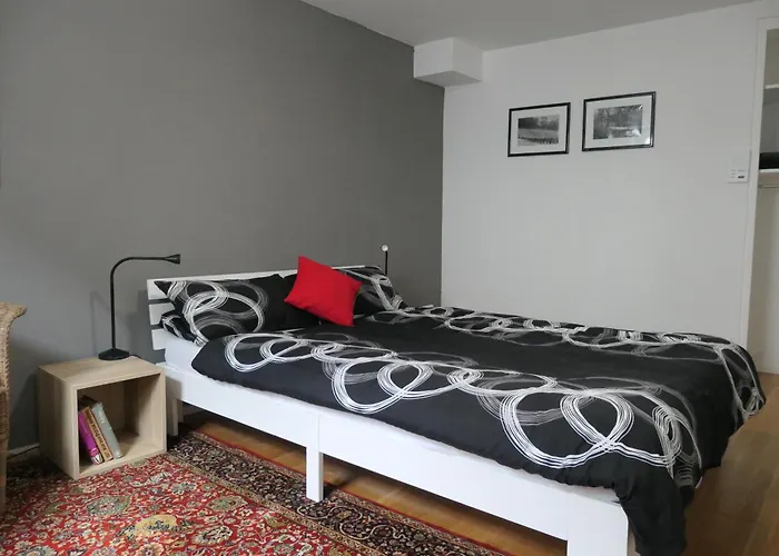 Wohnen Am Ufer Der Mosel In * Trèves